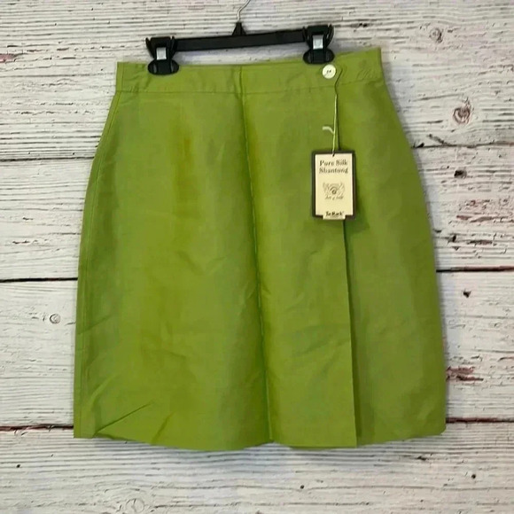 art of silk Dresses & Skirts - Art of Silk skirt